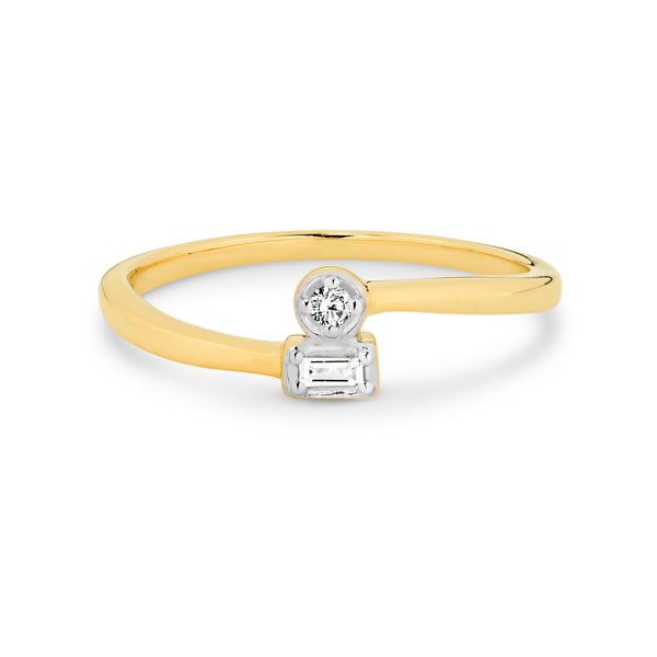 9K Y/G BAGUETTE AND ROUND DIAMOND DRESS RING