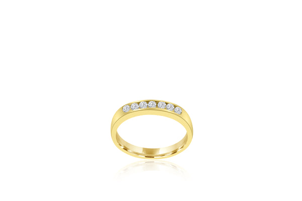 9k Yellow Gold 7-stone Diamond Ring