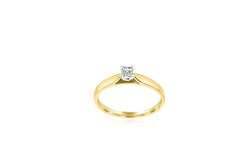 18k Yellow Gold Princess cut Solitaire Diamond ring