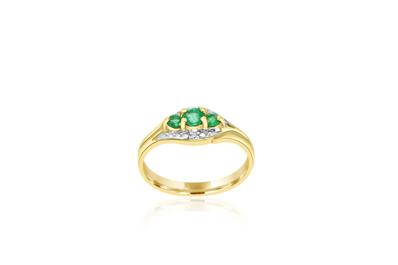 9k Yellow Gold Emerald & Diamond Dress Ring