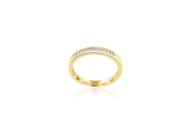 18k Yellow Gold Channel Set 11Stone Princess Cut Diamond Ring