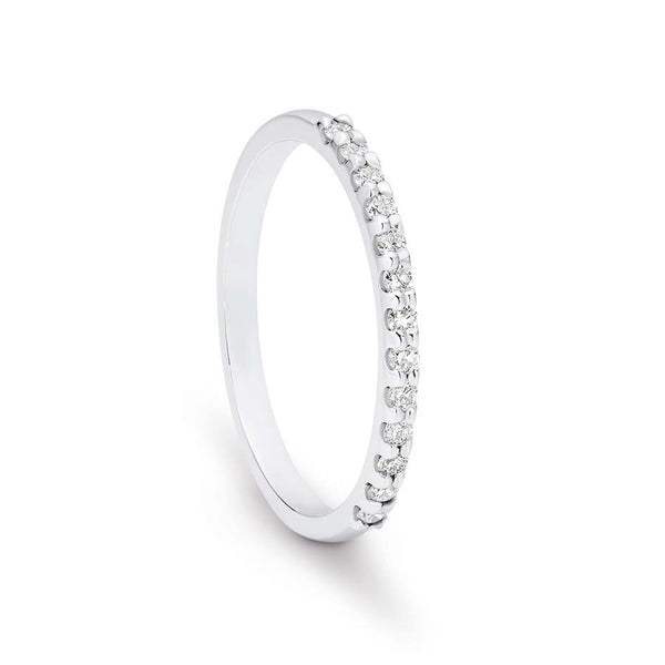 9K White Gold Diamond Ring / Anniversary Band TDW 0.20ct GH SI2-I1